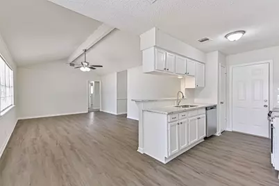 117 Dallas Street, Angleton, TX 77515 - Photo 16