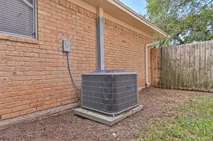 117 Dallas St, Angleton, TX 77515 - Photo 34