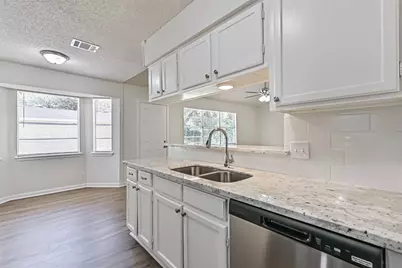 117 Dallas Street, Angleton, TX 77515 - Photo 20