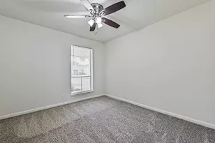 117 Dallas St, Angleton, TX 77515 - Photo 30