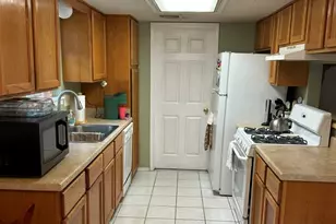 16319 Pitch Pine Dr, Houston, TX 77070 - Photo 8