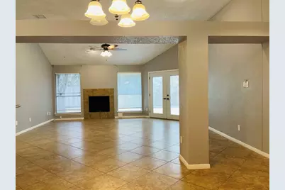 2910 Pioneer Pass, Sugar Land, TX 77479 - Photo 6