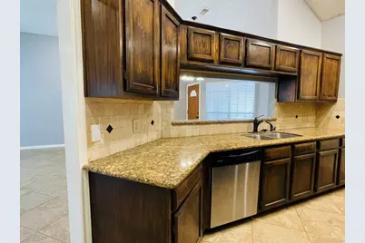 2910 Pioneer Pass, Sugar Land, TX 77479 - Photo 10