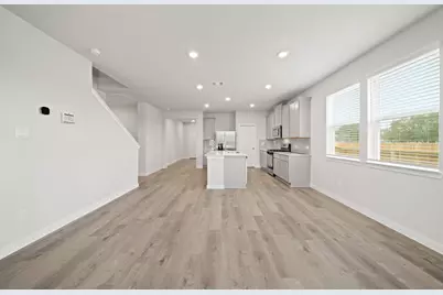 1109 Avenue M, Bay City, TX 77414 - Photo 12