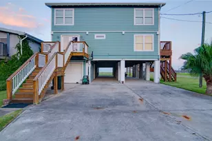 1309 8th St, San Leon, TX 77539 - Photo 2