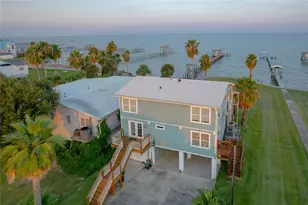 1309 8th St, San Leon, TX 77539 - Photo 1