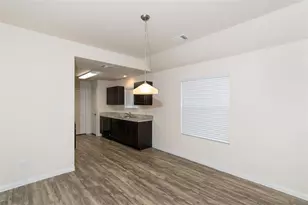 10338 Sunset Glow Ave, Houston, TX 77044 - Photo 6
