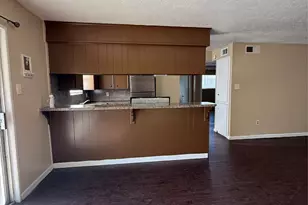 1503 Donovan St, Baytown, TX 77520 - Photo 14