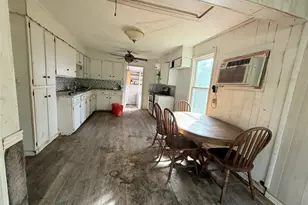 507 N Orange St, Sweeny, TX 77480 - Photo 6