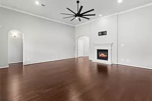 4214 Evergreen Dr, Friendswood, TX 77546 - Photo 8