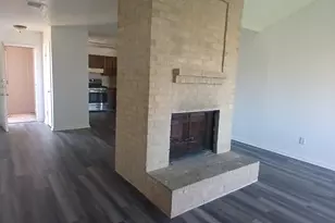 5436 Parkridge Dr, Houston, TX 77053 - Photo 6