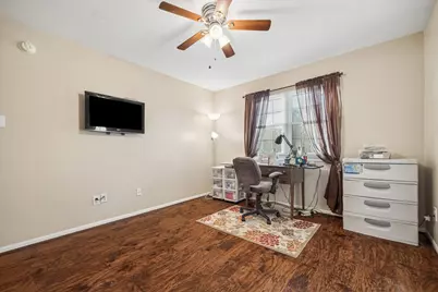 918 Heathcliff Drive, Missouri City, TX 77489 - Photo 16