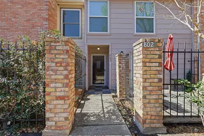 800 Country Place Drive #802, Houston, TX 77079 - Photo 2