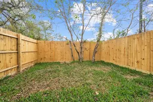 8120 Laura Koppe Rd, Houston, TX 77028 - Photo 26