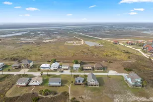 575 Beach Front Dr, Matagorda, TX 77457 - Photo 38