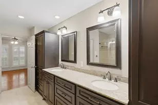 9203 S Pass Ln, Houston, TX 77064 - Photo 16