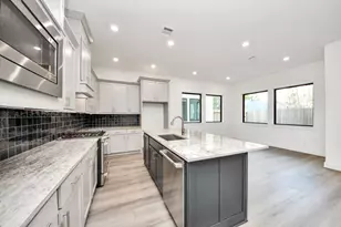 1422 Caywood Ln, Houston, TX 77055 - Photo 8