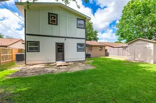 2402 21st Ave N, Texas City, TX 77590 - Photo 26