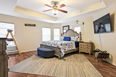 2054 Lepper Street, Alvin, TX 77511 - Photo 14