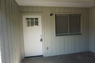 1913 Normal Park Dr, Huntsville, TX 77340 - Photo 4