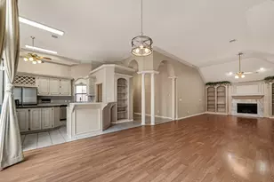 2043 Park Grand Rd, Houston, TX 77062 - Photo 6