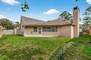 2043 Park Grand Rd, Houston, TX 77062 - Photo 38