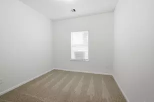 1409 17th Ave N, Texas City, TX 77590 - Photo 6