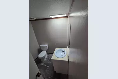 7045 Chasewood Drive, Houston, TX 77489 - Photo 6