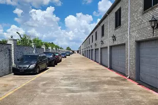 7399 Regency Square Ct, Houston, TX 77036 - Photo 22