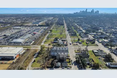 4802 Elysian Street #E, Houston, TX 77009 - Photo 38