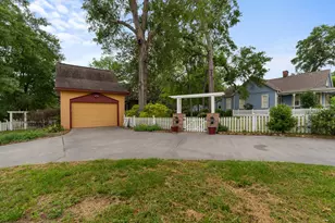 701 N Beatty Ave, Livingston, TX 77351 - Photo 36