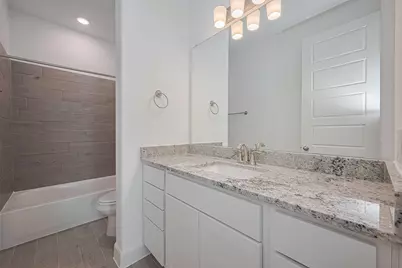 2702 Ballast Green Drive, Texas City, TX 77568 - Photo 22