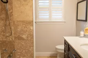 7611 Fairdale Ln, Houston, TX 77063 - Photo 14