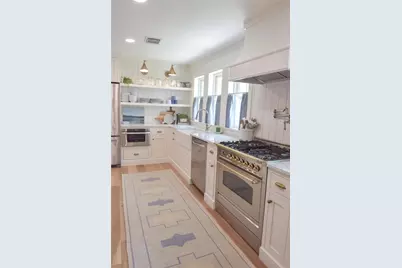 7611 Fairdale Lane, Houston, TX 77063 - Photo 8