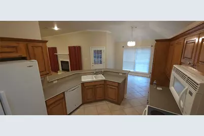 215 Bridgeview Drive, Onalaska, TX 77360 - Photo 8