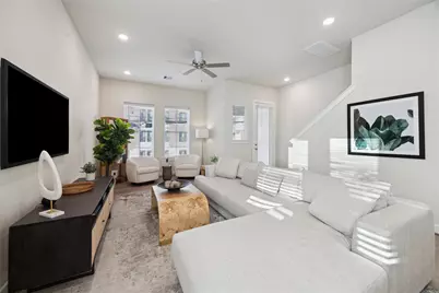 6340 Paddington Bend Drive, Houston, TX 77008 - Photo 10