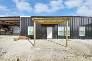 2796-A Harrison Rd, Sealy, TX 77474 - Photo 2