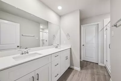 320 S Texas St, Texas City, TX 77591 - Photo 8