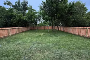 320 S Texas St, Texas City, TX 77591 - Photo 20