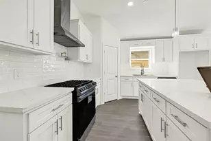 1412 Northwood St, Houston, TX 77009 - Photo 10