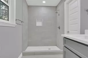 1930 Ave P, Huntsville, TX 77340 - Photo 28