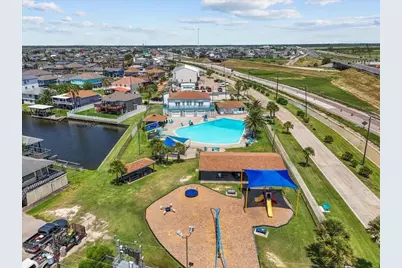 984 Bonita Street, Bayou Vista, TX 77563 - Photo 2