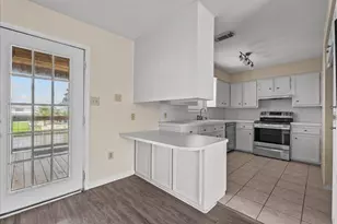 984 Bonita St, Bayou Vista, TX 77563 - Photo 20