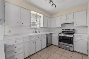 984 Bonita St, Bayou Vista, TX 77563 - Photo 22