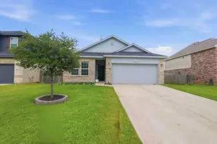 8002 Brooks Crossing Dr, Baytown, TX 77521 - Photo 2