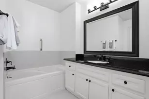 29702 Sullivan Oaks Dr, Spring, TX 77386 - Photo 16