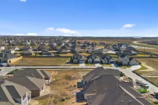 15035 Mission Ave, Mont Belvieu, TX 77523 - Photo 4