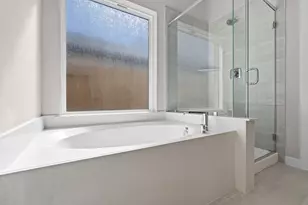 2028 Sugarberry Gully Ln, Conroe, TX 77301 - Photo 16