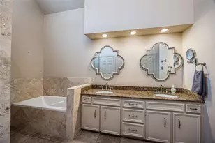 422 S Burnett Dr, Baytown, TX 77520 - Photo 34