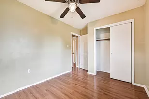 807 Temple Dr, Hitchcock, TX 77563 - Photo 24